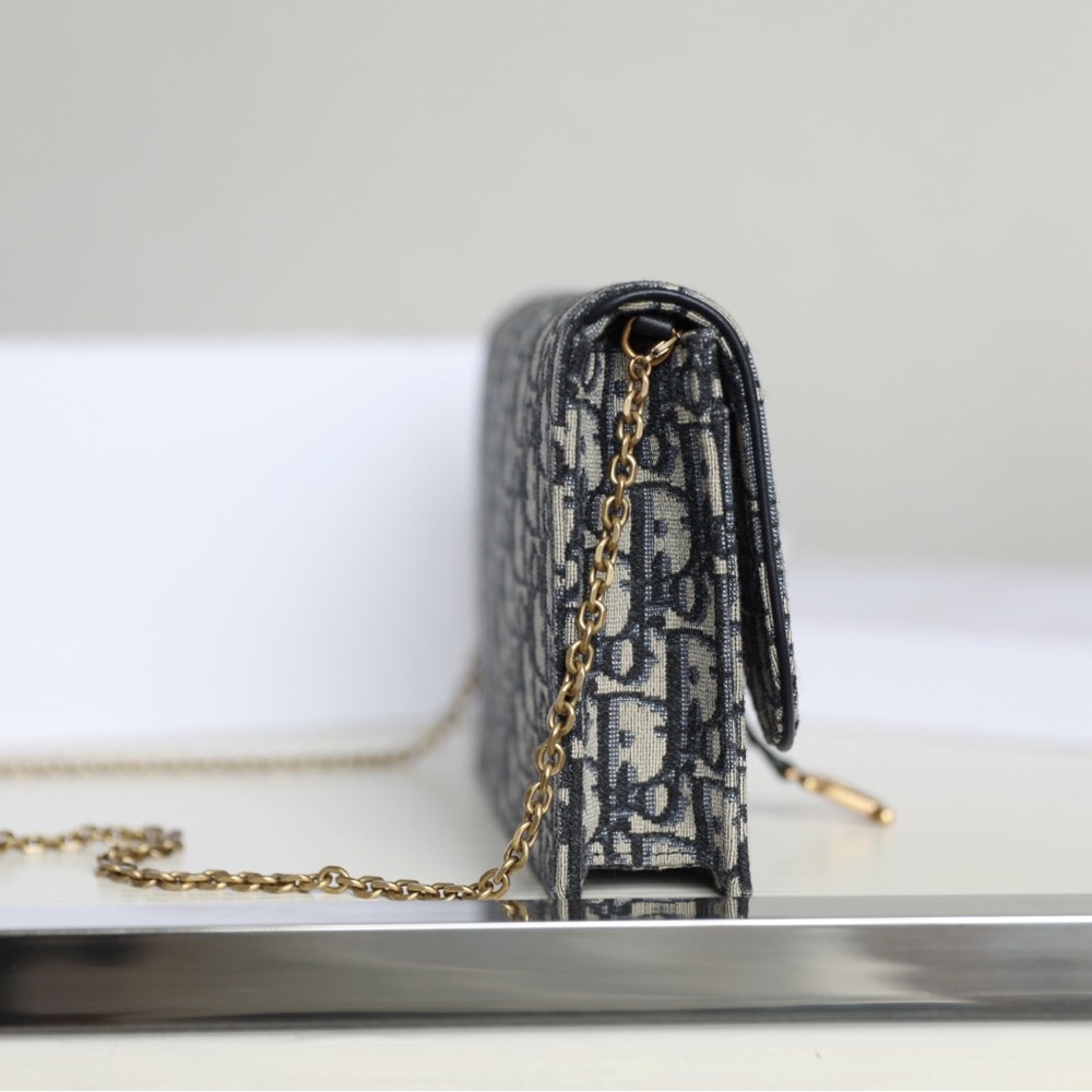 Dior Saddle Pouch - image 4